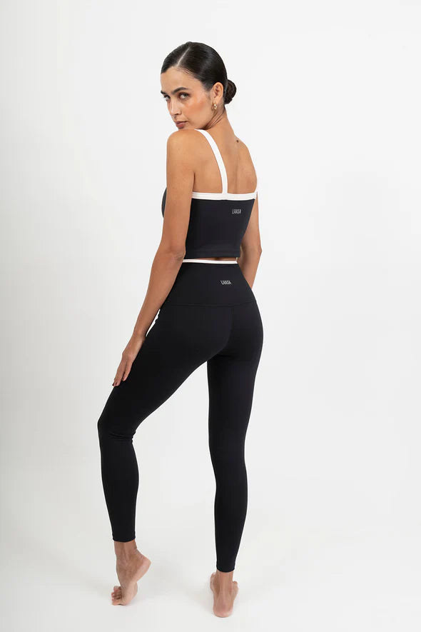 Shake Leggings x Magaly