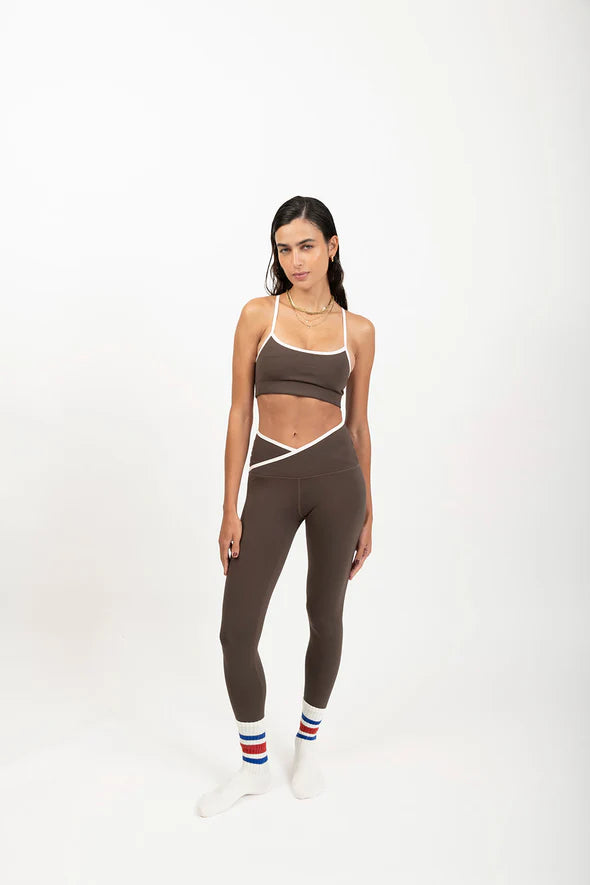 Shake Leggings x Magaly