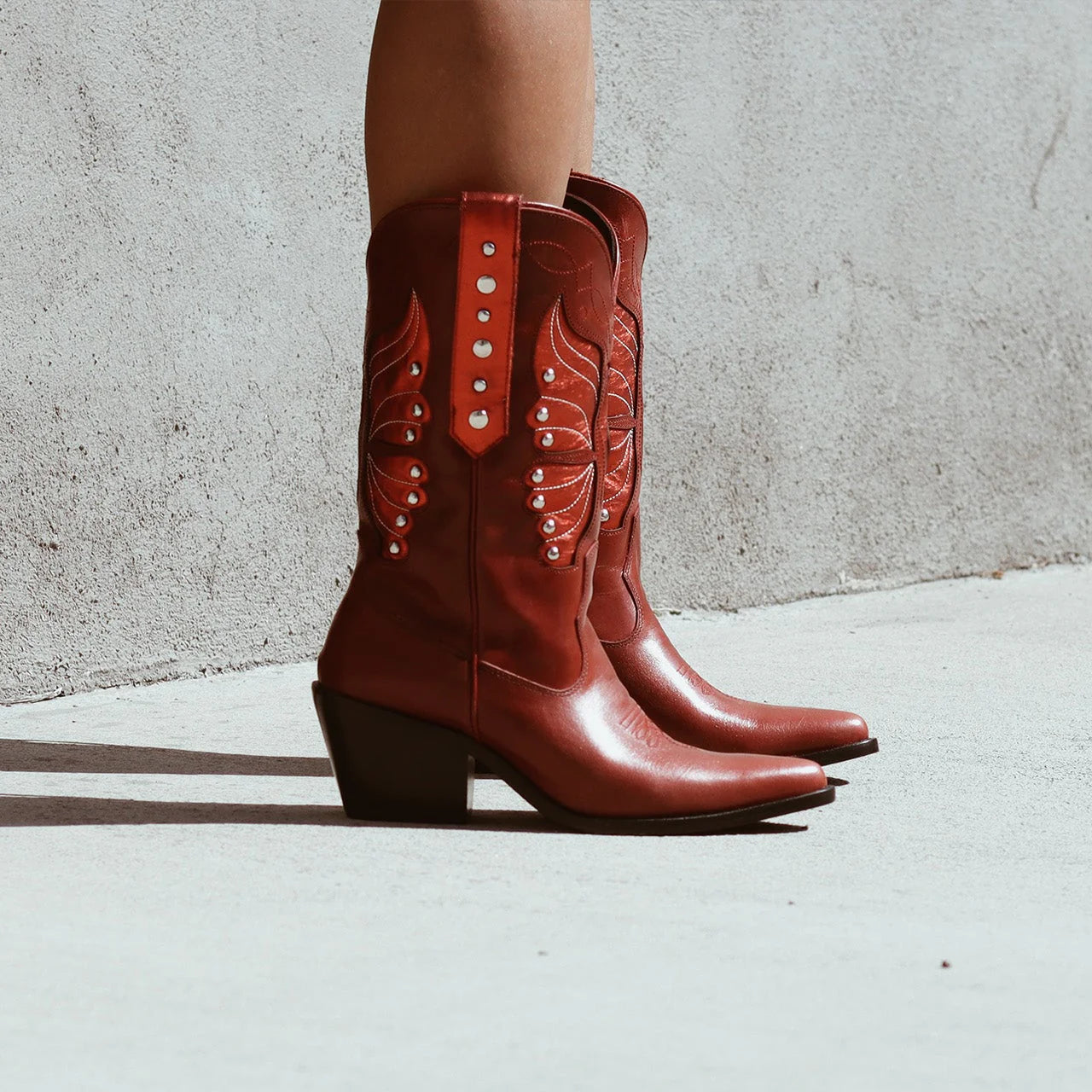 Monarch Cherry Red