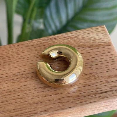 Chunky Gold Earcuff