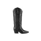 El estilo cowboy nunca pasará de moda! Ponte a la moda con la Bota Sandy piel negra. Diseñada con materia de primera calidad, esta bota western será tu mejor aliado para lucir con estilo. Sentirás la comodidad de la piel en tu piel para una experiencia excepcional.