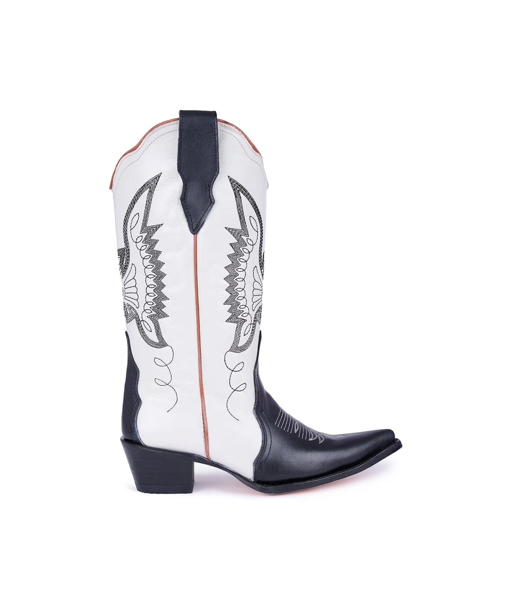 Jornada Duo Bone and Black Boots