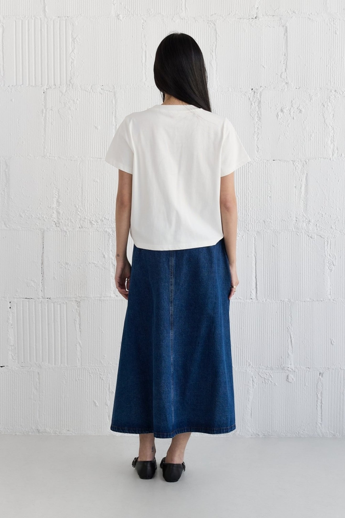 The White T