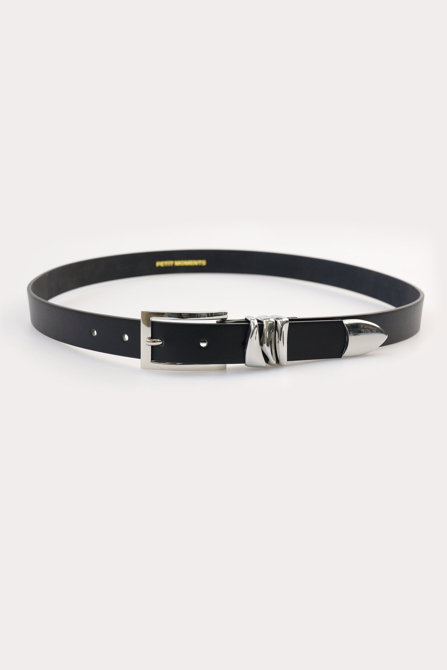 Valeria Belt