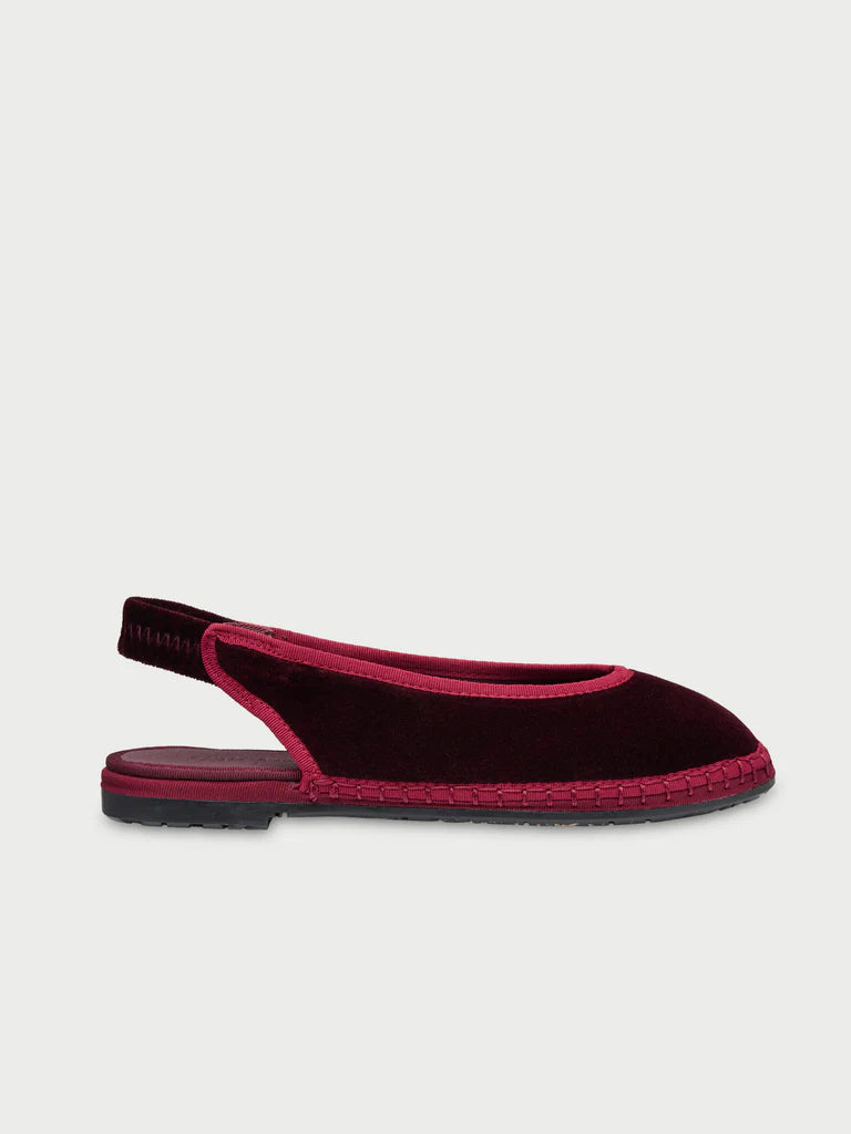 Narnia Burgundy