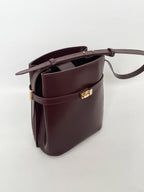 Pia Belted Bucket