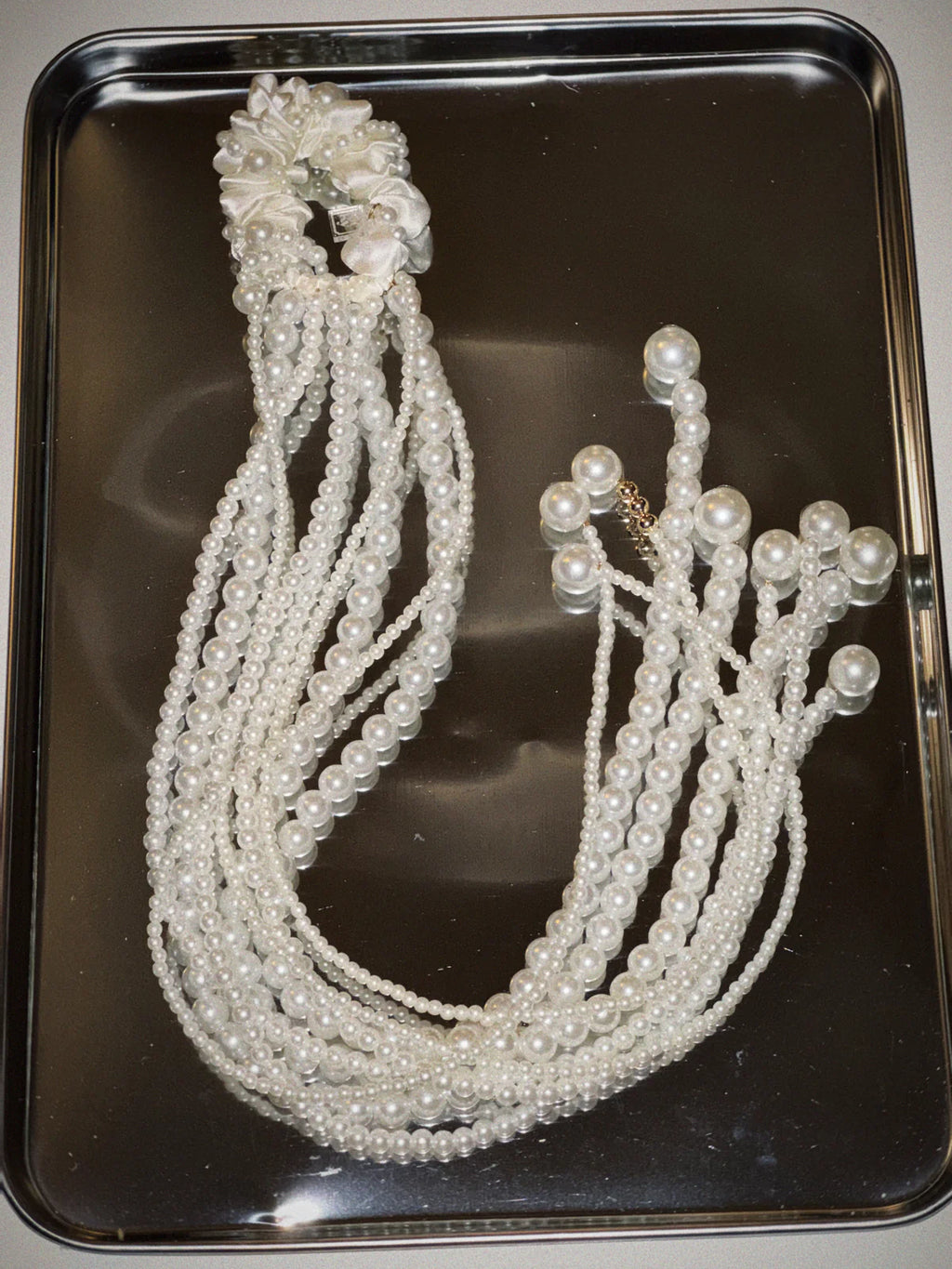 Pearl Scrunchie
