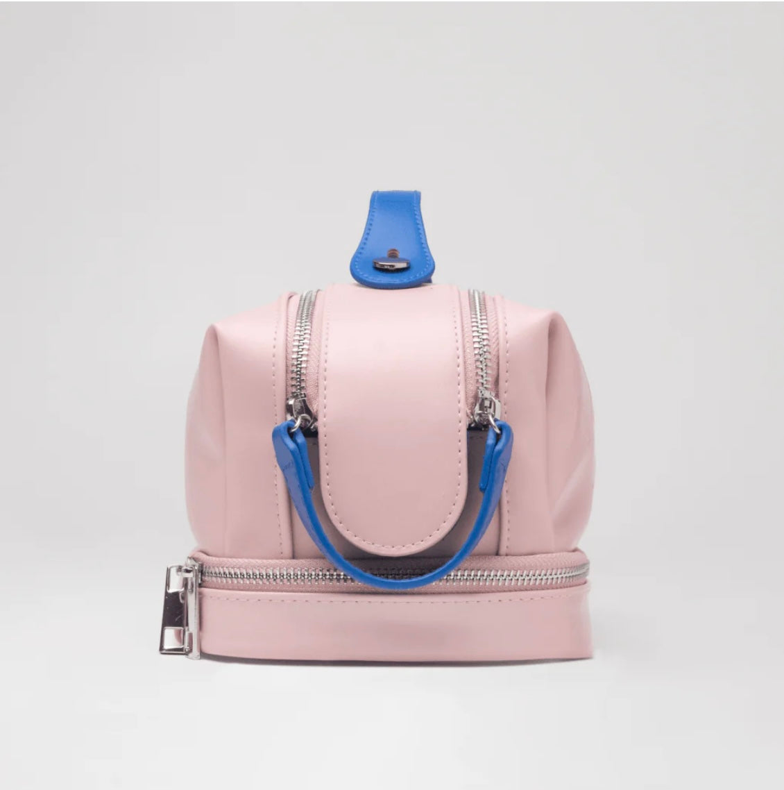Cosmetic bag