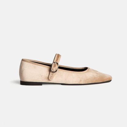 Lia Ballerinas